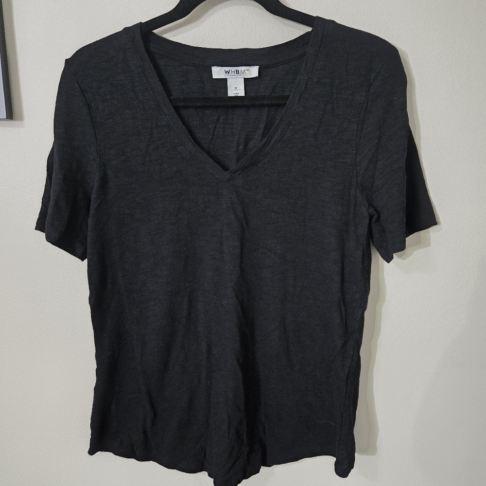 White house black market v neck t shirt,  M, EUC